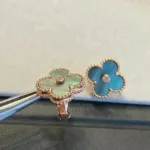 [Eternal Jewelry]CLOVER MEDIUM 1 MOTIFS GRAY MOP  DIAMOND EARRINGS - Image 5