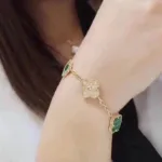 [Eternal Jewelry]CLOVER  5 MOTIF MALACHITE DIAMOND BRACELET - Image 11