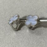 [Eternal Jewelry]CLOVER CHALCEDONY SILVER STUD EARRINGS - Image 3
