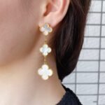 [Eternal Jewelry]CLOVER MOP 3 MOTIFS GOLD EARRINGS - Image 2