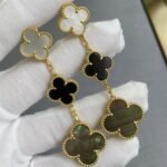 [Eternal Jewelry]CLOVER 3 MOTIF MOP ONYX DARK MOP PINK GOLD EARRINGS
