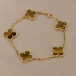 [Eternal Jewelry]CLOVER  5 MOTIFS TIGER EYE BRACELET - Image 4