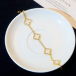 [Eternal Jewelry]CLOVER 5 MOTIF ROCK CRYSTAL PINK GOLD BRACELET - Image 3
