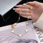 [Eternal Jewelry]CLOVER 10 MOTIFS WHITE MOTHER OF PEARL NECKLACE - Image 2