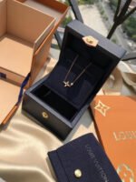 [Eternal Jewelry]BLOSSOM PENDANT PINK GOLD AND DIAMOND - Image 3