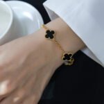 [Eternal Jewelry]CLOVER  5 MOTIFS BLACK ONYX BRACELET - Image 7