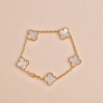 [Eternal Jewelry]CLOVER  5 MOTIF WHITE MOP BRACELET - Image 7