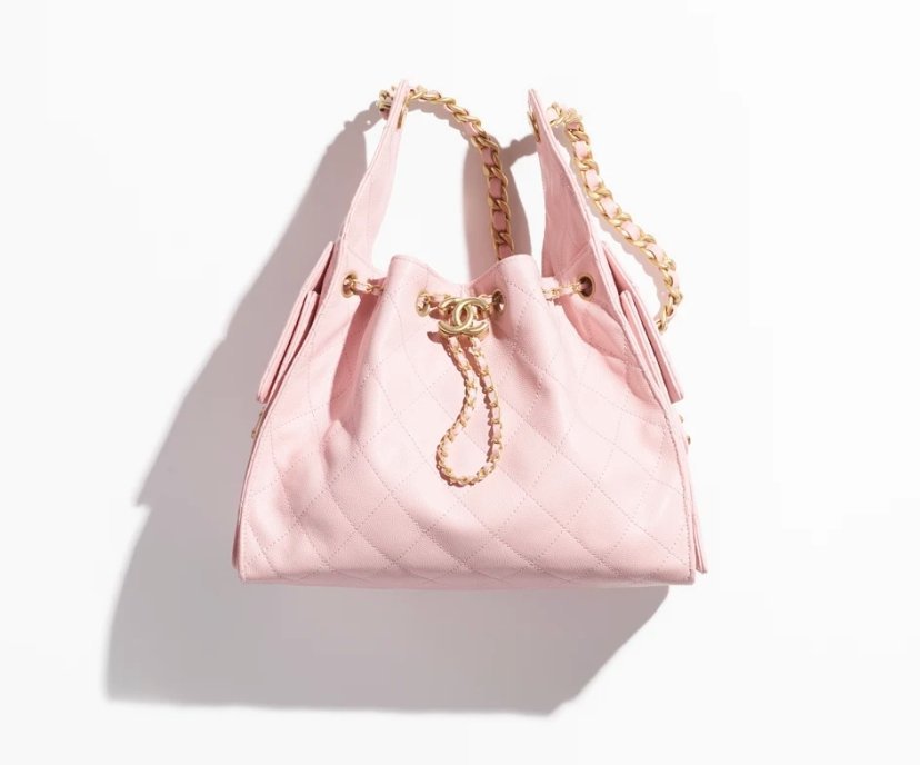 3ab9c03e51f5bfa9e8efd45a6c854bb4.jpg CHANEL 25 small handbag - Image 1