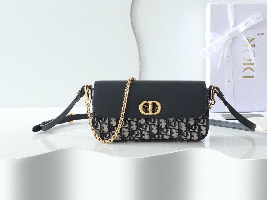 IMG_9857(1) DIOR - Image 1