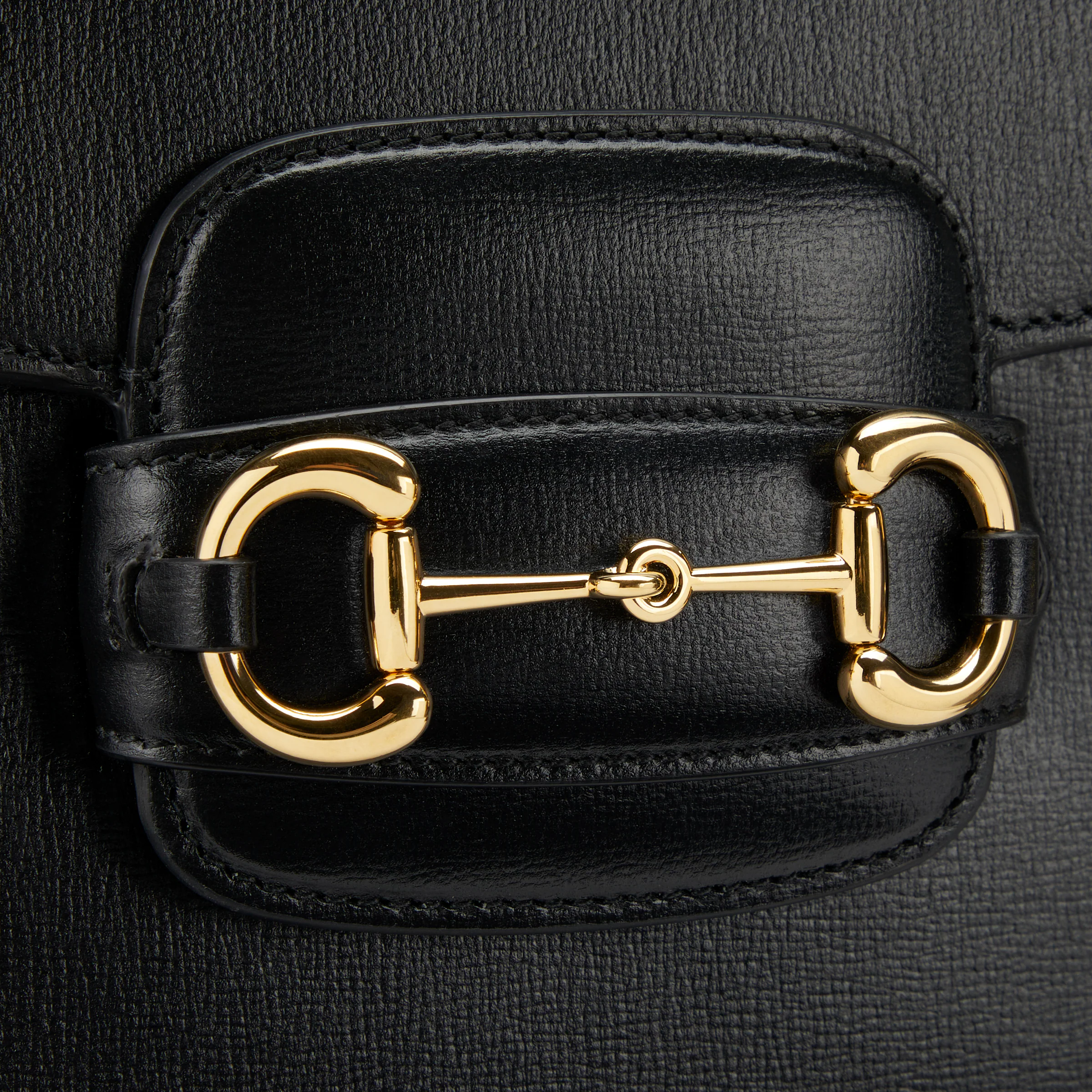 e9c677dfbd438220e5b949582e67d4ca.webp SAC À ÉPAULE GUCCI HORSEBIT 1955 PETITE TAILLE - Image 1